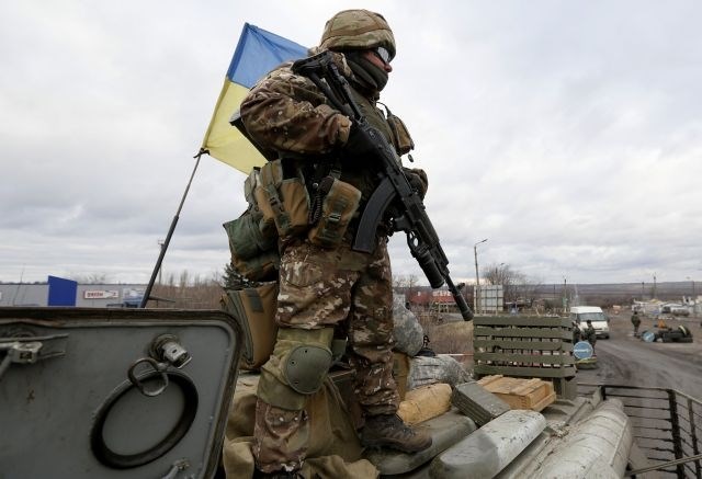 Razmere na vzhodu Ukrajine se zaostrujejo