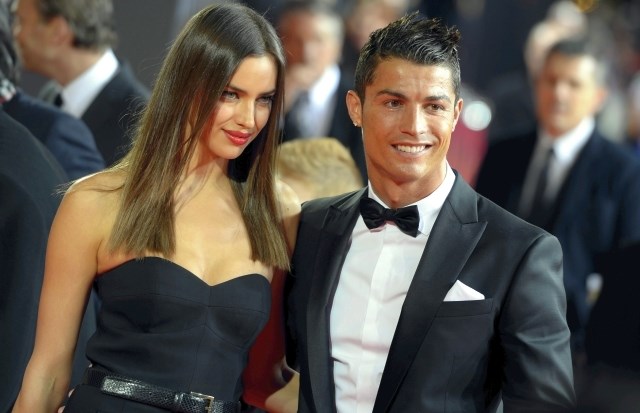 Cristiano Ronaldo in Irina Shayk sta bila par od januarja leta 2010. (foto: AP) 