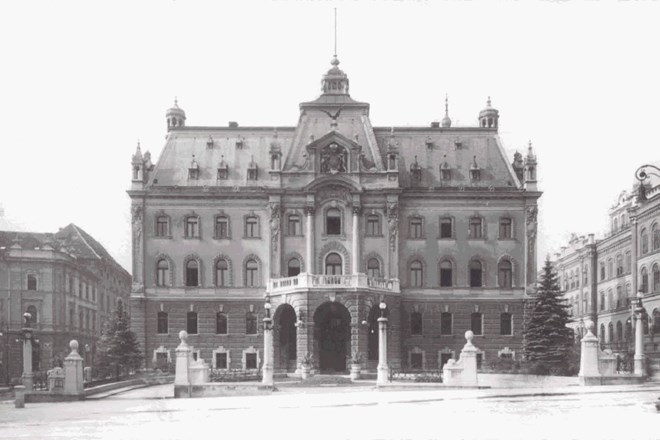 Prva univerza na področju Slovenije je bila Univerza v Ljubljani, ki je bila ustanovljena leta 1919. Danes je na univerzo...