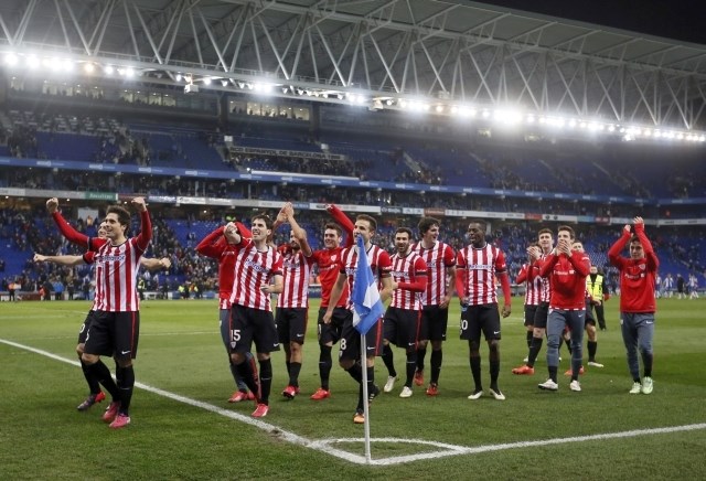 Nogometaši Athletica iz Bilbaa so v gosteh z 2:0 premagali Espanyol in se s skupnim izidom 3:1 uvrstili v finale, kjer se...