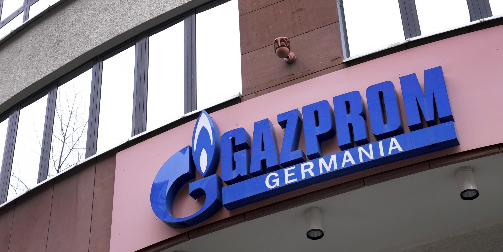 Environ la moitié des clients de Gazprom ont ouvert des comptes en roubles