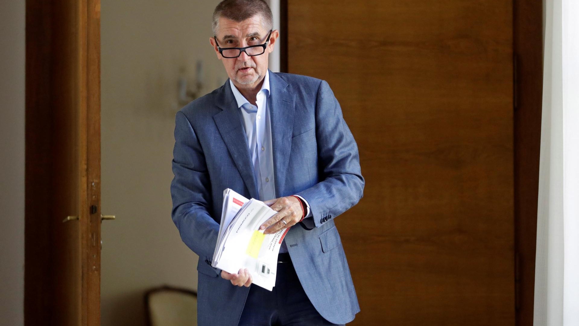 La France enquête sur l’ancien Premier ministre tchèque soupçonné de blanchiment d’argent