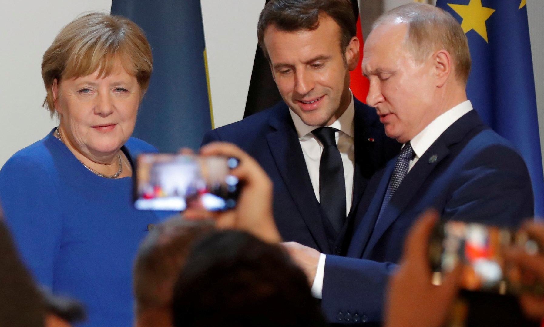 Merkel voulait négocier avec la Russie sur l’Ukraine, mais elle n’en avait pas le pouvoir