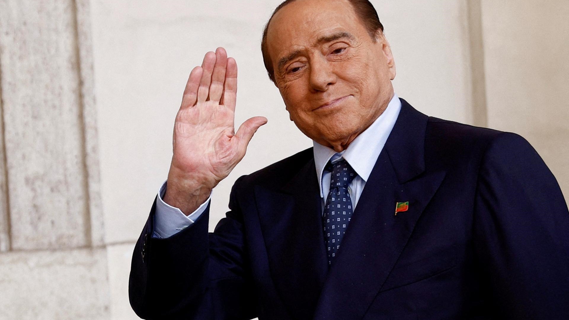Berlusconi a promis aux joueurs de Monza un « bus de prostituées » s’ils battaient la Juventus ou Milan