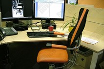 Pisarniški stol za zdravo sedenje na delovnem mestu