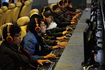Na Kitajskem internet uporablja že več kot 450 milijonov prebivalcev