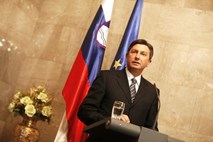 Pahor: Vlada nima interesa ščititi tistih, ki so v bivšem režimu ravnali protipravno