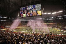 Super Bowl je v ZDA znova podiral rekorde gledanosti