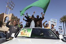V nasilnih protestih na vzhodu Libije več deset mrtvih