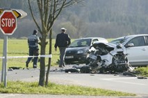 Še ena smrtna žrtev slovenskih cest: V UKC umrl povzročitelj prometne nesreče