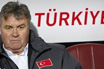 Nameščanje tekem v Turčiji: Hiddink zagrozil z odhodom iz reprezentance