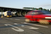 Minuli vikend so na hrvaških avtocestah zbrali za tri milijone evrov cestnin