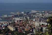 Tržaški plinski terminal novi obelisk slovenske obale?