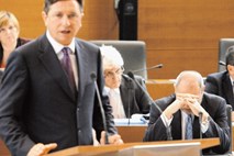 Premier Borut Pahor prosil poslance, naj sprejmejo rebalans proračuna