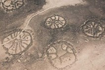Na Bližnjem vzhodu so našli na tisoče Nazca črtam podobnih struktur