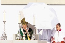 Papež Bendekit XVI.: Cerkev bo ostala kvas nemške družbe!