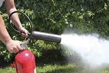 Požarna varnost: gasilni aparat v vsako gospodinjstvo