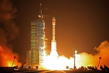 Kitajska v vesolje izstrelila eksperimentalni modul, ki bo v vesolju opravil vrsto testov