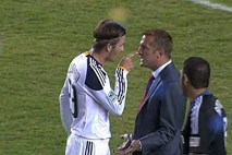 Beckham napadel nasprotnikovega trenerja, ker se je drl na sodnike