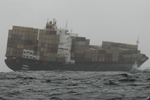 Nesreča tankerja na Novi Zelandiji najhujša pomorska okoljska nesreča v državi