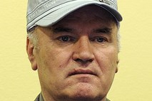 Zaradi zdravstvenih težav general Mladić v bolnišnici