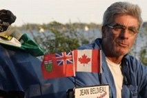 Kanadčan po 11 letih potovanja okoli sveta v domačem Montrealu