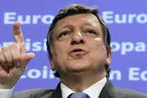 Vrh EU od Italije zahteva veliko pri rezih in reformah