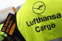 Lufthansa v četrtletju ob višjem prihodku z nižjim dobičkom