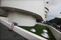V newyorškem Guggenheimu razstava, posvečena delu Kandinskega Slika z belim robom
