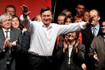 Pahor "težka, surova" tri leta ocenil kot relativno uspešna: Ljudi smo varno pripeljali skozi čeri krize