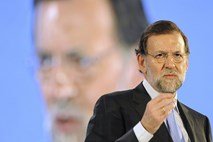 Španija se je zadolžila najdražje po letu 1997; Rajoy miri trge