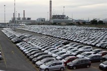 V Evropi se ustavlja tudi prodaja avtomobilov