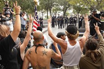 Ameriška policija aretirala več sto protestnikov proti Wall Streetu
