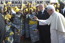 Papež afriškim voditeljem: Ne vzemite ljudem vere v prihodnost