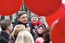 Pahor: SD v slabem mesecu napredovala s političnega obrobja do boja za vidnejše mesto