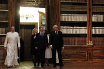 Češki predsednik Klaus ne skopari s kritiko: Študenti so paraziti družbe