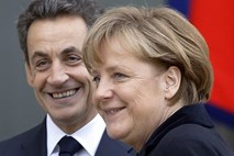 Merklova verjame v uspeh vrha; Sarkozy meni, da gre za zadnjo priložnost za rešitev evra