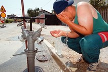 Županovo svarilo: Voda iz pipe vas bo spremenila v 'babnice'