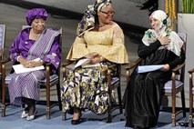 Prvič v zgodovini Nobelova nagrada za mir trem ženskam: Najdite svoj glas in naj se ga sliši!