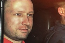 Breivik še vedno ne čuti niti kančka obžalovanja: Moja dejanja so bila grozljiva, a nujna