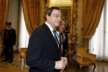 Draghi: Evropska centralna banka ne mora sama rešiti dolžniške krize