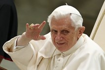 Papež Benedikt XVI. bo ob božično-novoletnih praznikih polno zaposlen