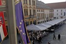 Raziskava: Hrvaški volivci po spremembah na oblasti bolj optimistični