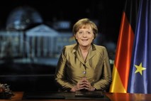 Merklova: Leto 2012 bo zahtevno, a bo Evropa iz krize izšla močnejša