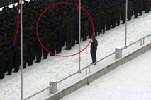 Odkrita še ena "polepšana" fotografija s pogreba Kim Jong Ila