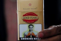 Sporna podoba britanskega nogometaša Johna Terrya na indijskih cigaretah