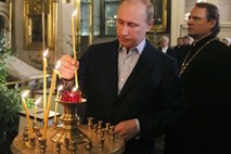 Pravoslavni božič: Putin spregovoril o krstu, ki so ga skrivali pred očetom