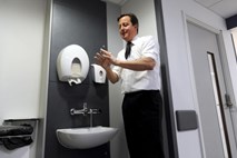 Premier Cameron meni, da film Železna lady ni nastal ob pravem času