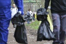 Ekologi brez meja: Kršenje zakonov glede odlaganja odpadkov se izplača