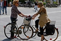 Eurobarometer: Staranje prebivalstva skrbi le 37 odstotkov Slovencev